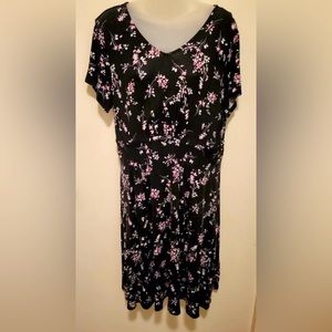 Black pink and white casual dress
